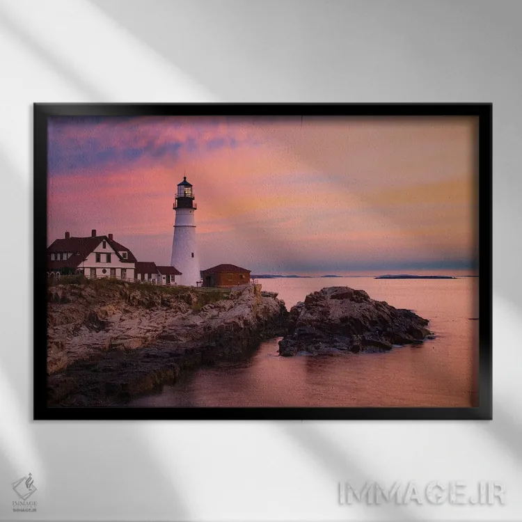 تابلو سپیدهدم، فانوس دریایی پرتلند، مین اثر گارث مککورمک - نمای قابدار مشکی