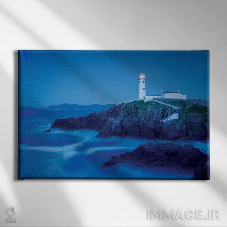 تابلو گرگ و میش دوم، فانوس دریایی فاناد، شهرستان دونگال، استان اولستر، جمهوری ایرلند اثر گارث مککورمک - نمای روبهرو روی دیوار