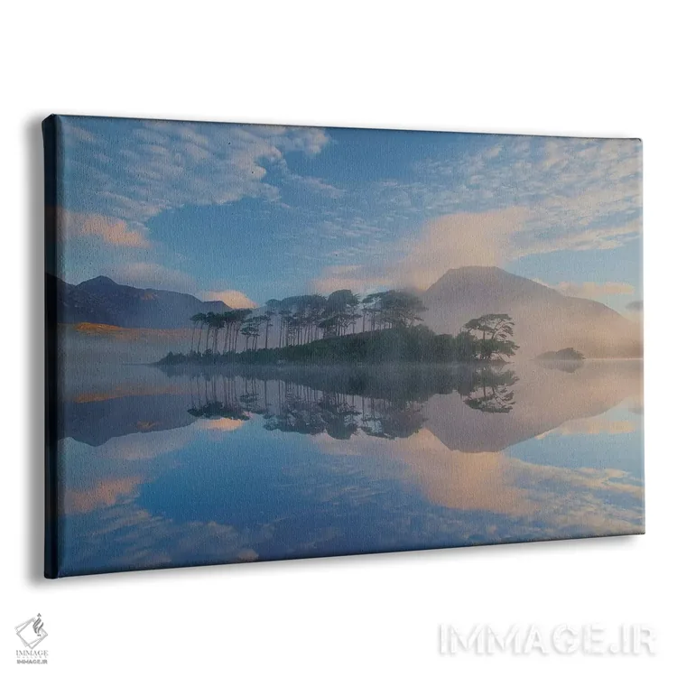 تابلو انعکاس صبحگاهی مهآلود از کوههای توئلو بنز اول، دریاچه دریکلر، کونمارا، شهرستان گالوی، استان کوناکت، جمهوری ایرلند اثر گارث مککورمک - نمای پرسپکتیو محصول