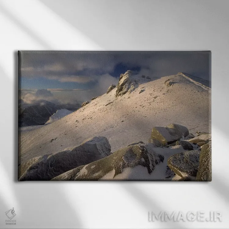 تابلو منظره کوهستانی، شهرستان داون، استان اولستر، ایرلند شمالی، بریتانیا اثر گارث مککورمک - نمای روبهرو روی دیوار