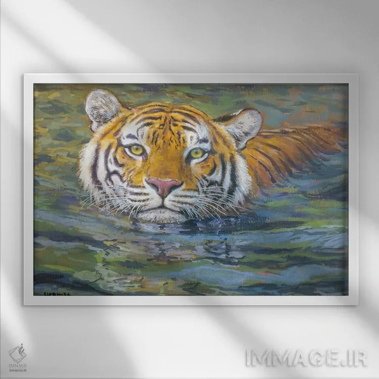 تابلو ببر شناگر اثر گابریل هرمیدا - نمای قابدار سفید