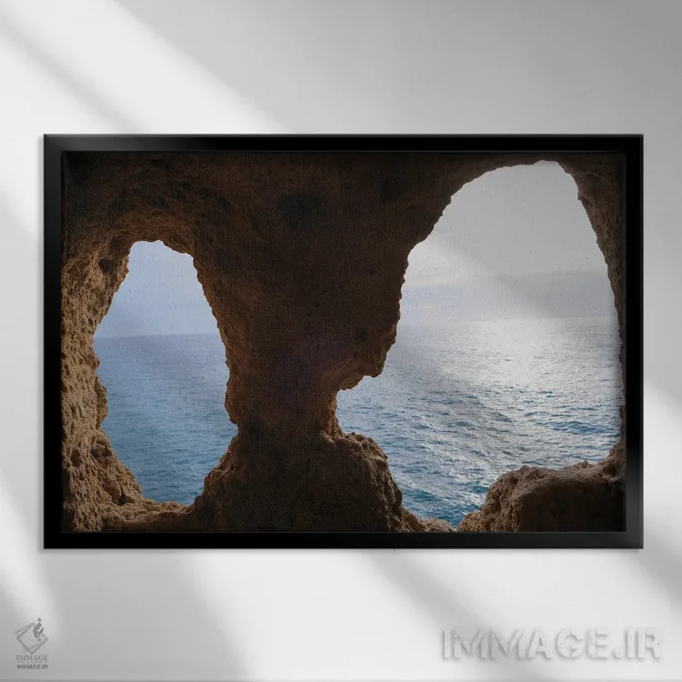 تابلو پنجره سنگی طبیعی اثر گیلیارد برسسان - نمای قابدار مشکی