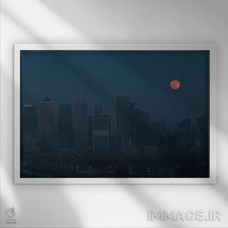 تابلو جزیره سگها با ماه کامل اثر گیلیارد برسسان - نمای قابدار سفید