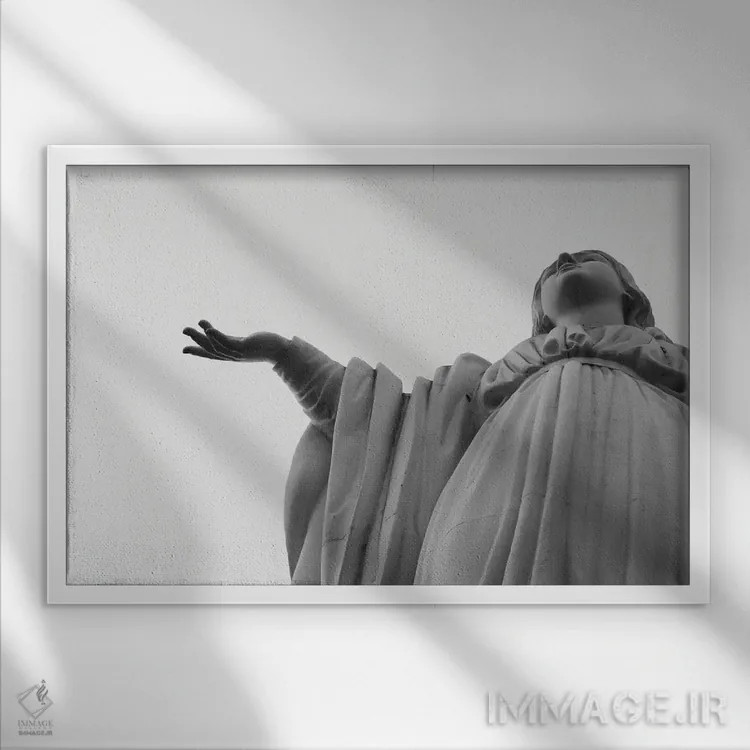 تابلو قدیس مقدس اثر گیلیارد برسسان - نمای قابدار سفید