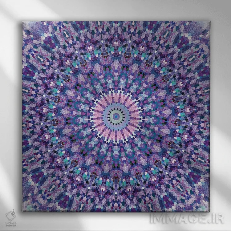 تابلو عربیکاری اثر مونیکا استریگل - نمای روبهرو روی دیوار