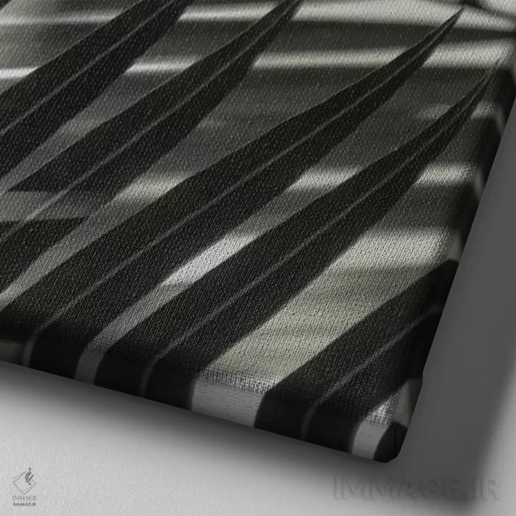 تابلو برگهای نخل با سایههای سبز (مربع) اثر مونیکا استریگل - نمای نزدیک بافت بوم