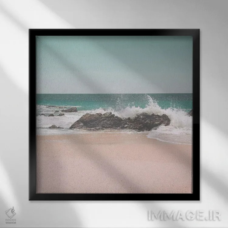 تابلو ساحل آفتابی مکزیک (مربع) اثر مونیکا استریگل - نمای قابدار مشکی