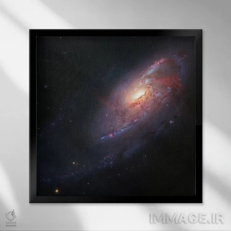 تابلو Spiral Galaxy In Canes Venatici I,M106، کهکشان مارپیچی در تازیها I اثر رابرت گندلر - نمای قابدار مشکی