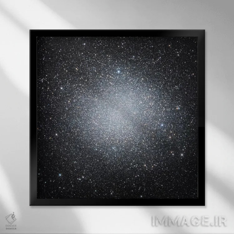 تابلو امگا قنطورس، خوشه کروی در قنطورس (انجیسی ۵۱۳۹) اثر رابرت گندلر - نمای قابدار مشکی
