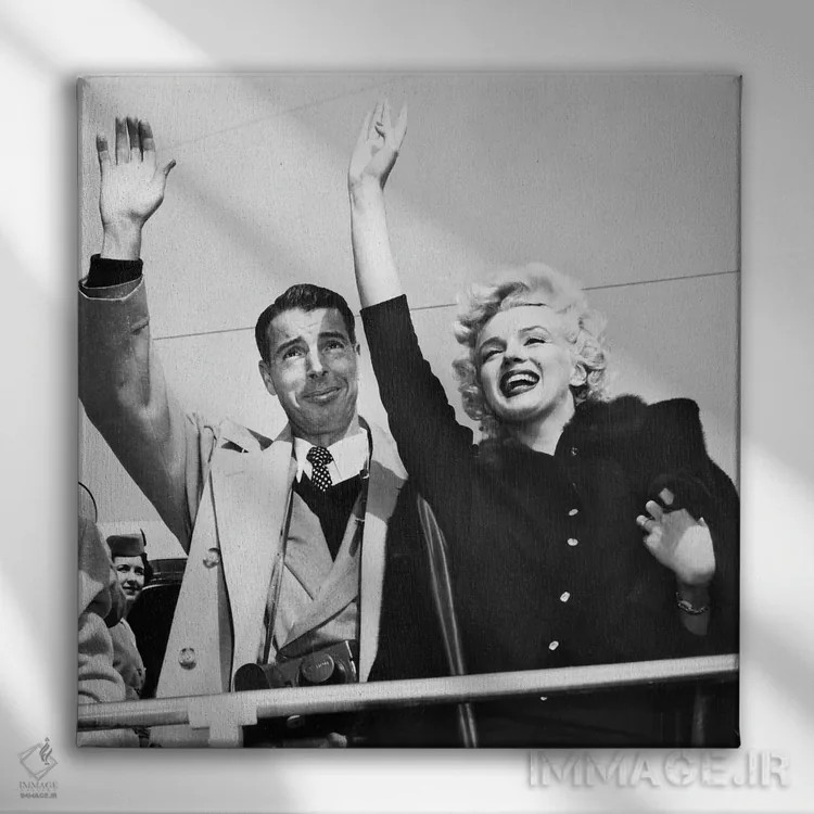 تابلو C1954,مونرو و دیمجیو، حدود ۱۹۵۴ اثر ناشناس - نمای روبهرو روی دیوار