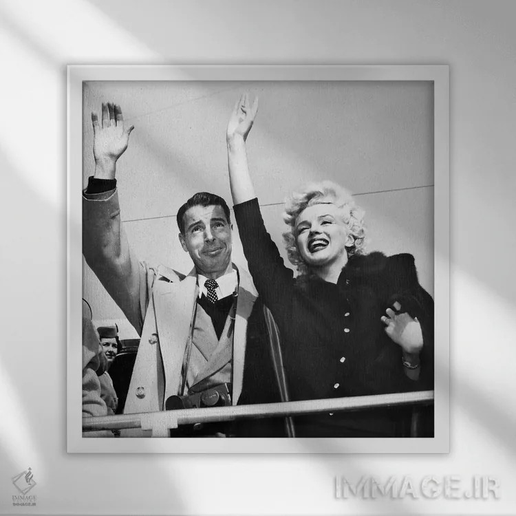 تابلو C1954,مونرو و دیمجیو، حدود ۱۹۵۴ اثر ناشناس - نمای قابدار سفید