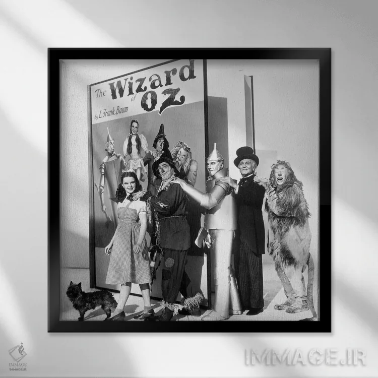 تابلو 1939،جادوگر شهر اُز، ۱۹۳۹ (فیلم) اثر ناشناس - نمای قابدار مشکی