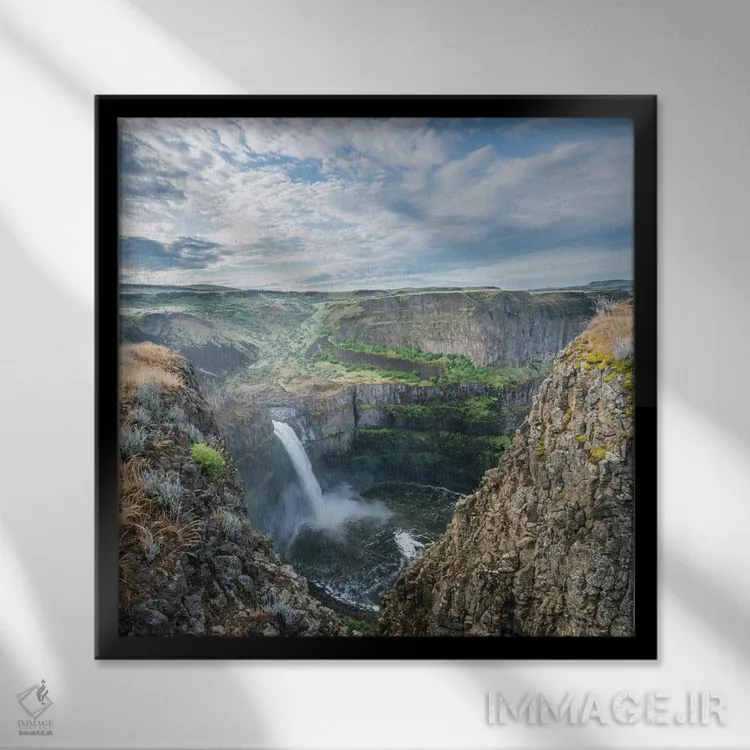 تابلو at Palouse Falls State Park.,آبشار پالوز در بهار، پارک ایالتی پالوز فالز، واشنگتن، آمریکا اثر گری لوهِم - نمای قابدار مشکی