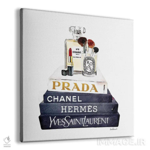 تابلو دستهای کتاب فشن با لوازم آرایش II اثر آماندا گرینوود - نمای پرسپکتیو محصول