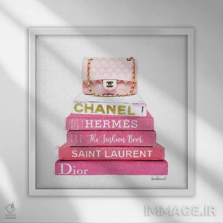 تابلو کتابهای فشن صورتی با یک کیف صورتی اثر آماندا گرینوود - نمای قابدار سفید