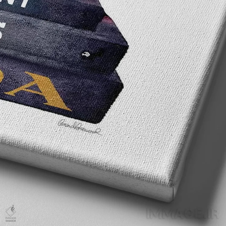 تابلو دستهای کتاب فشن با کفشهای میخدار اثر آماندا گرینوود - نمای نزدیک بافت بوم