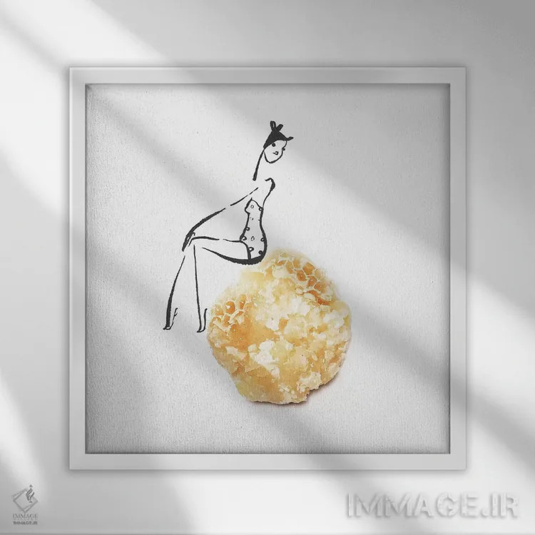 تابلو عسل زرد اثر گرچن روهرز - نمای قابدار سفید