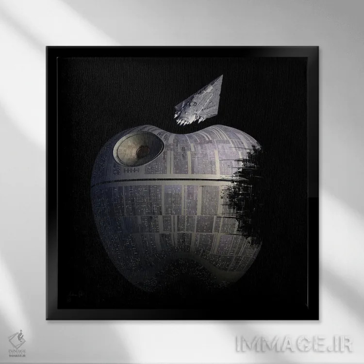 تابلو سیب ستاره مرگ (الهام از جنگ ستارگان) اثر آندریا گاتی - نمای قابدار مشکی