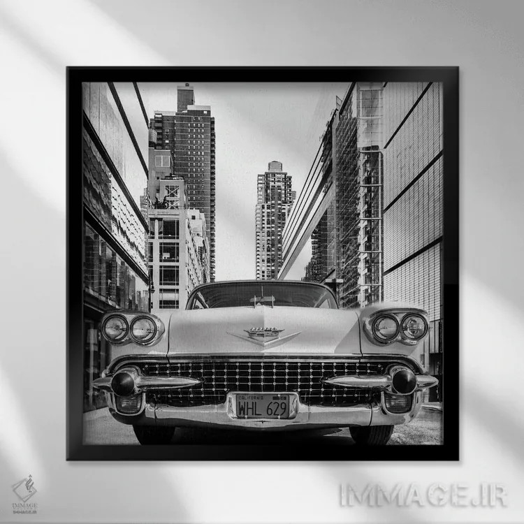 تابلو خودروی شهری اثر هدر گری - نمای قابدار مشکی