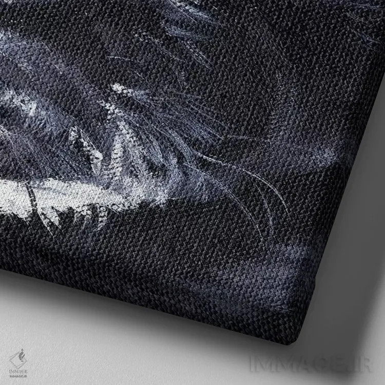 تابلو پاگ سیاه روی زمینه سبز اثر هیپی هاوند استودیوز (استودیو هنری) - نمای نزدیک بافت بوم