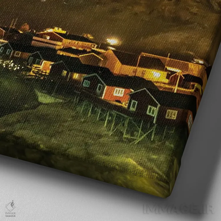 تابلو Lofoten Islands Aurora Borealis In The Sky Above Hamnoy In Reine,نروژ، جزایر لوفوتن، شفق قطبی بالای هامنی در رینه اثر هولیس لونی - نمای نزدیک بافت بوم