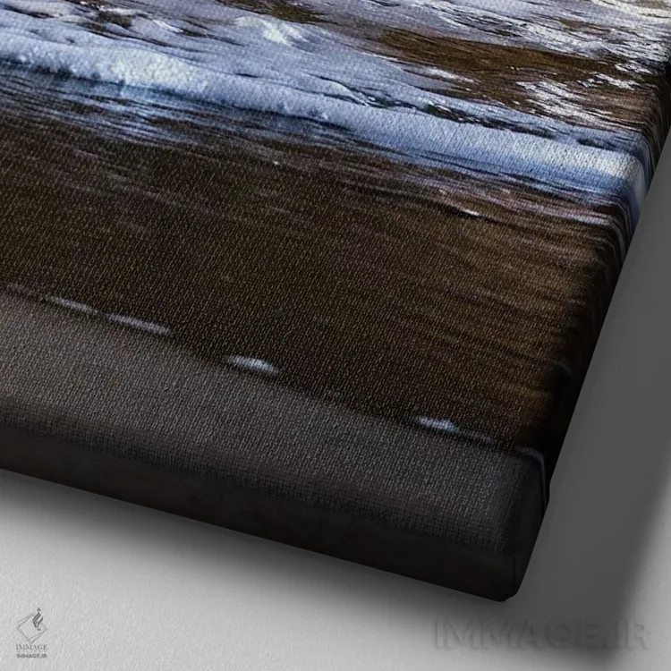 تابلو زیر اسکله اثر هدر رابرسون - نمای نزدیک بافت بوم