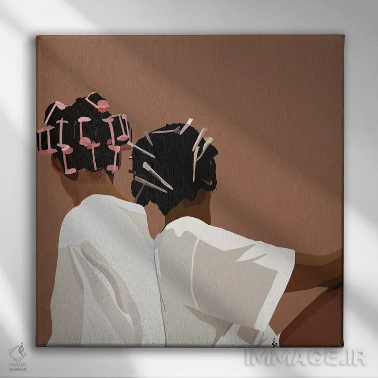 تابلو دوست فرمو (دوستی با موهای فر) اثر آرتپِیسیئی - نمای روبهرو روی دیوار