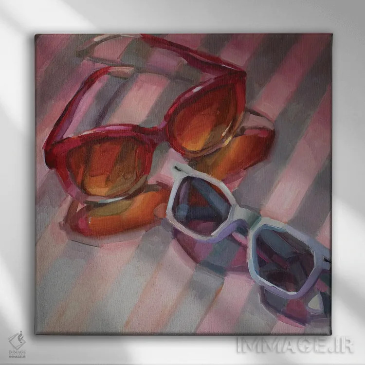 تابلو عینک آفتابی اثر هالی استورلی - نمای روبهرو روی دیوار