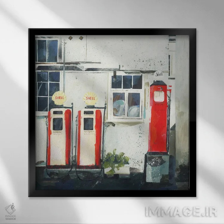 تابلو پمپ بنزینها، سنت ماوز (شهر کوچک انگلیس) اثر کلر هنلی - نمای قابدار مشکی