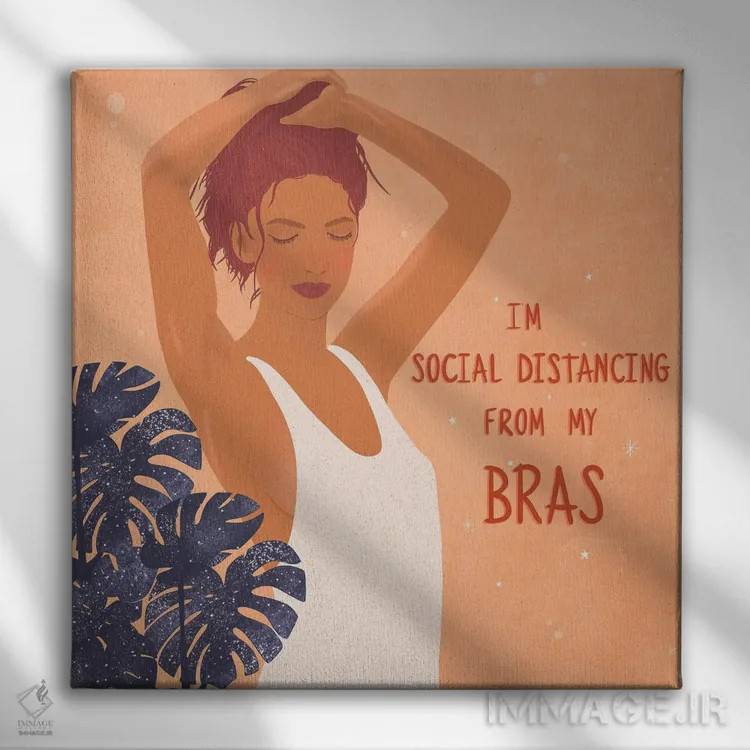 تابلو ملکه قرنطینه اثر ایتسفانیهو (هنرمند دیجیتال) - نمای روبهرو روی دیوار