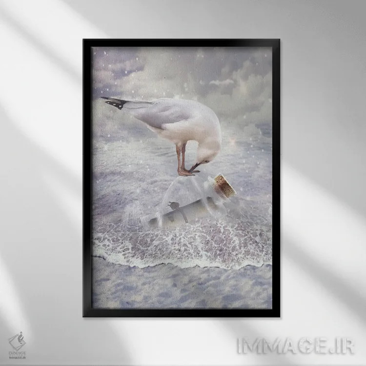 تابلو بطری و مرغ دریایی اثر بابت ون دن برگ - نمای قابدار مشکی