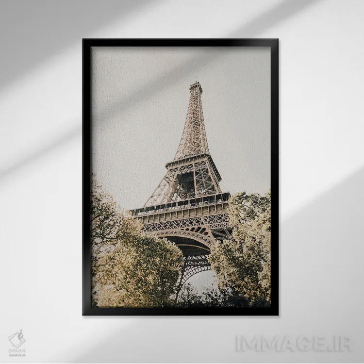 تابلو پاریس (فرانسه) اثر کریستا برادوی - نمای قابدار مشکی