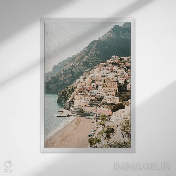 تابلو کوزما اثر کریستا برادوی - نمای قابدار سفید