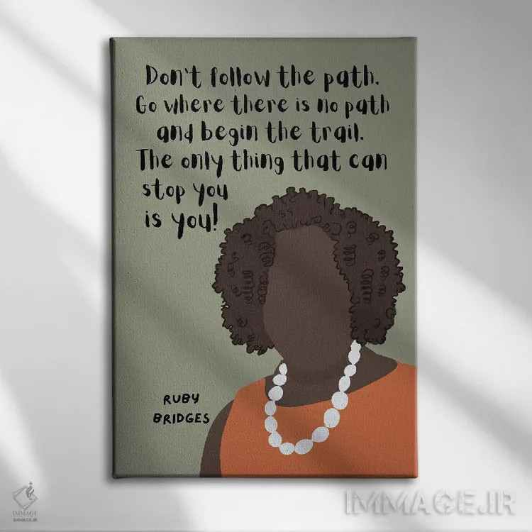 تابلو نقل قول روبی بریجز اثر برینی پرینتیبلز - نمای روبهرو روی دیوار