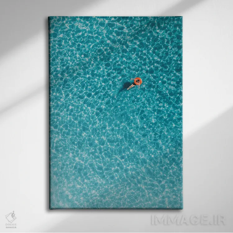 تابلو شناور اثر آندریا کاروزو - نمای روبهرو روی دیوار