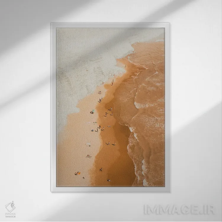 تابلو سایههای ساحل اثر آندریا کاروزو - نمای قابدار سفید