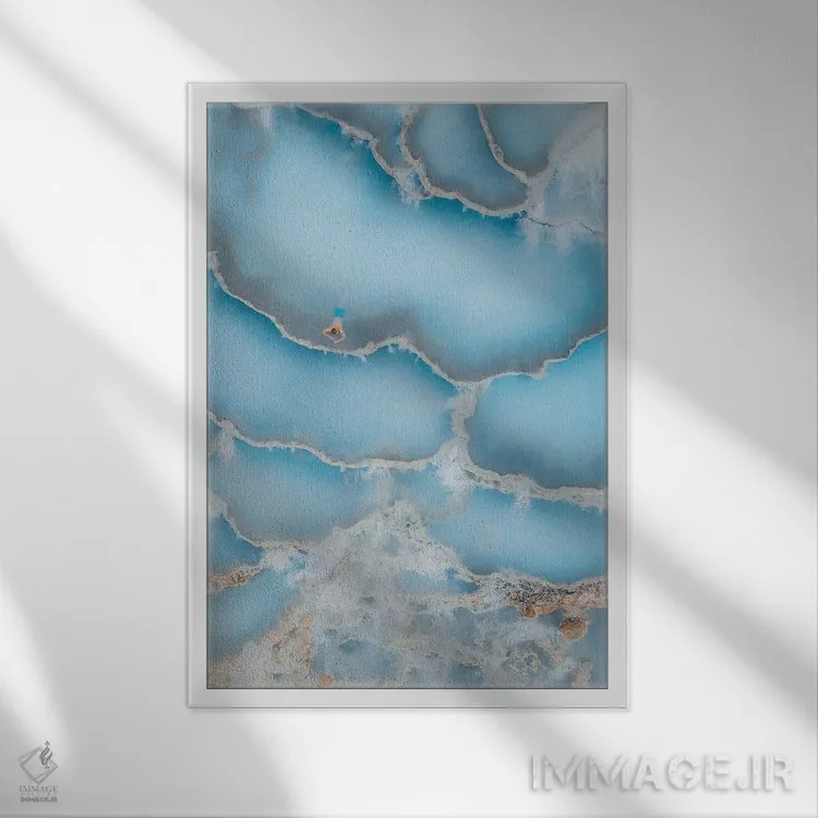 تابلو تراسهای آبی اثر آندریا کاروزو - نمای قابدار سفید