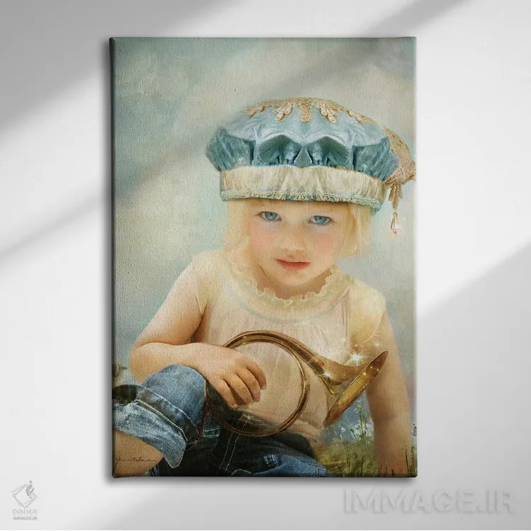 تابلو پسر کوچک آبی اثر شارلوت بیرد - نمای روبهرو روی دیوار