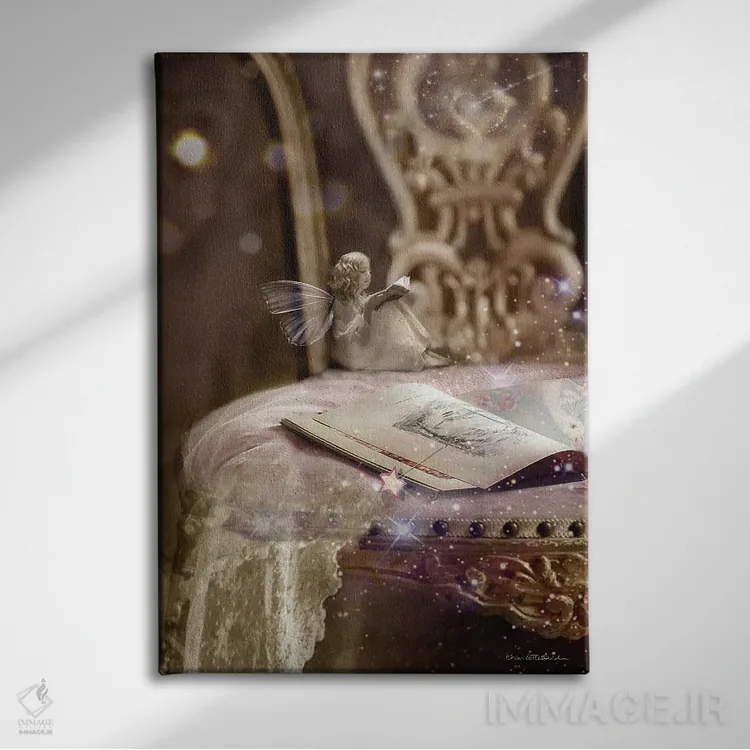 تابلو گمشده در افسانه اثر شارلوت بیرد - نمای روبهرو روی دیوار