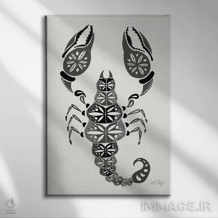تابلو عقرب خاکستری اثر کت کوکیلت - نمای روبهرو روی دیوار