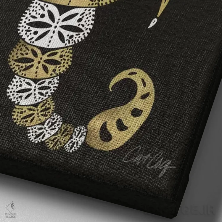 تابلو عقرب مشکی طلایی اثر کت کوکیلت - نمای نزدیک بافت بوم