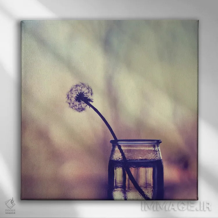 تابلو تنها اثر اینگرید بدوز - نمای روبهرو روی دیوار