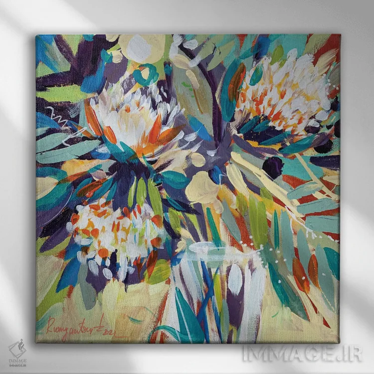 تابلو گلها در گلدان شیشهای اثر ایرینا رومیانسهوا - نمای روبهرو روی دیوار
