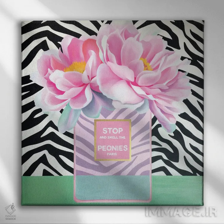 تابلو لحظهای بایست و بوی گلهای صدتومانی را حس کن اثر ایلدزه اوس - نمای روبهرو روی دیوار