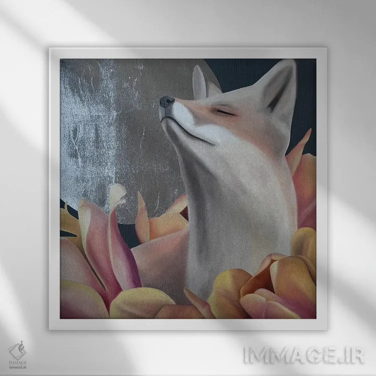 تابلو ماه نقرهای اثر ایلدزه اوس - نمای قابدار سفید