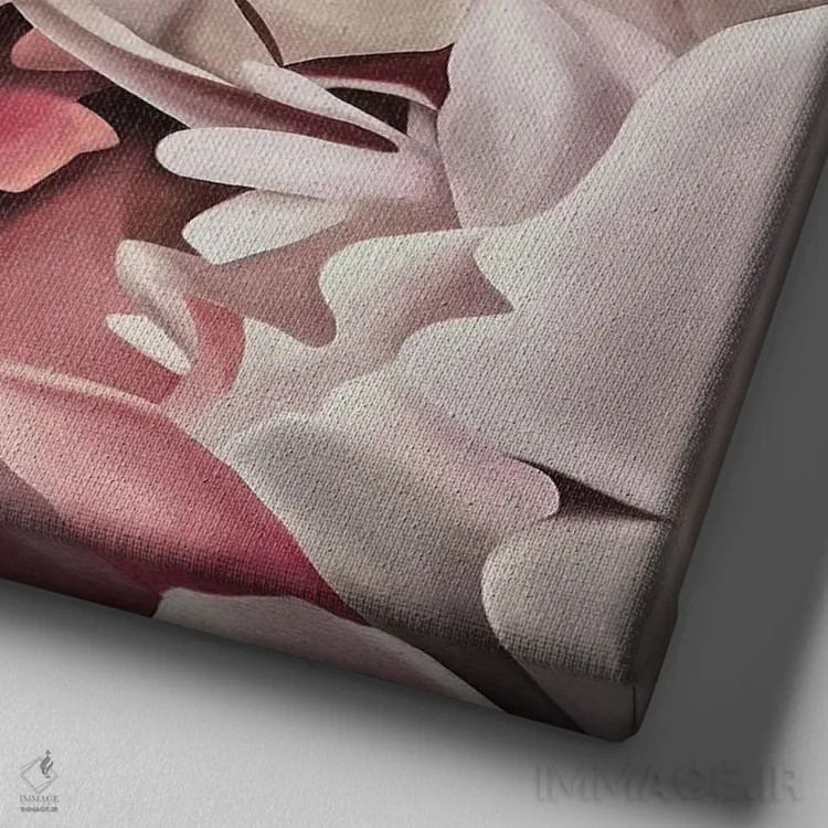 تابلو گل صدتومانی قهوهای اثر ایلدزه اوس - نمای نزدیک بافت بوم