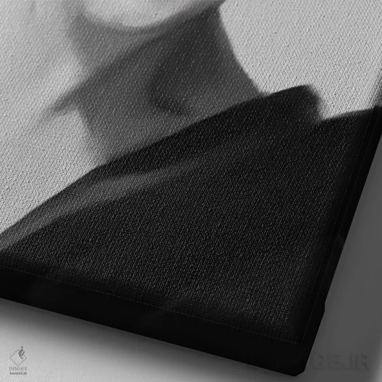 تابلو دکوراتیو نگاه لب های قرمز اثر کریس کنسانی - نمای نزدیک بافت بوم