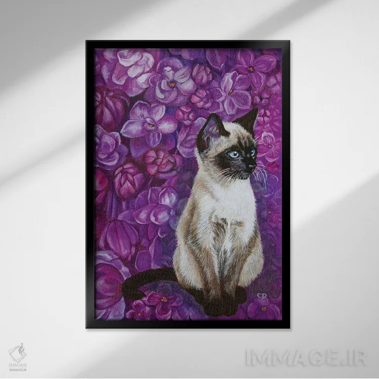 تابلو دکوراتیو گربه با لیلاک ها اثر سیندی دودس - نمای قابدار مشکی
