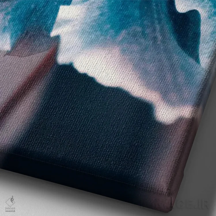 تابلو دکوراتیو آبی عمیق اثر کلودیا دروسرت - نمای نزدیک بافت بوم