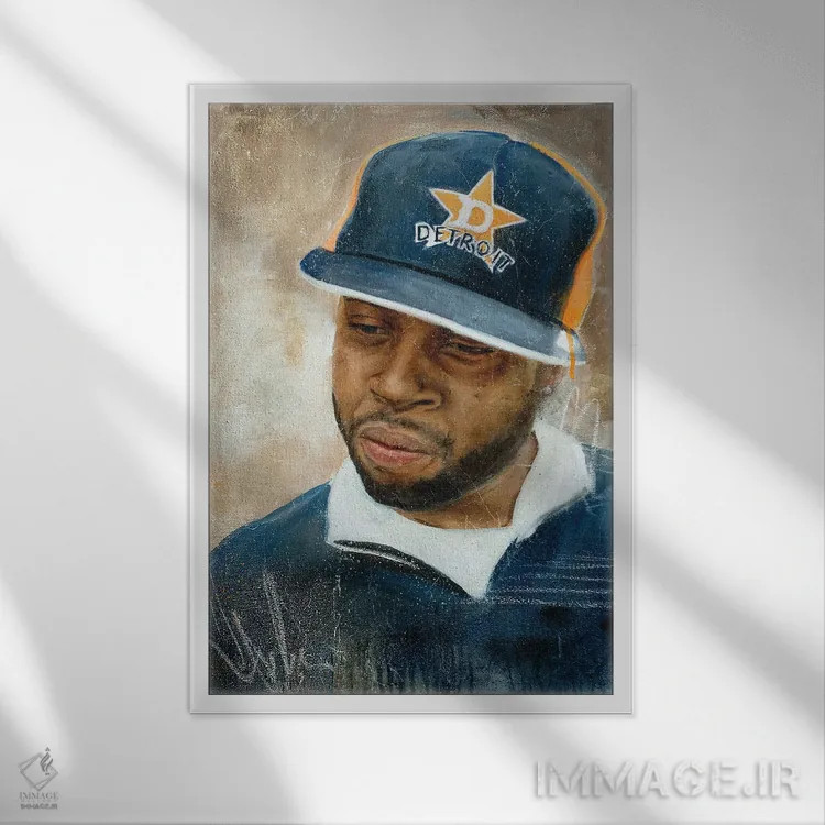 تابلو دکوراتیو جی دیلا اثر کدی سن - نمای قابدار سفید